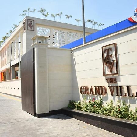 The Grand Village Moradabad Bagian luar foto
